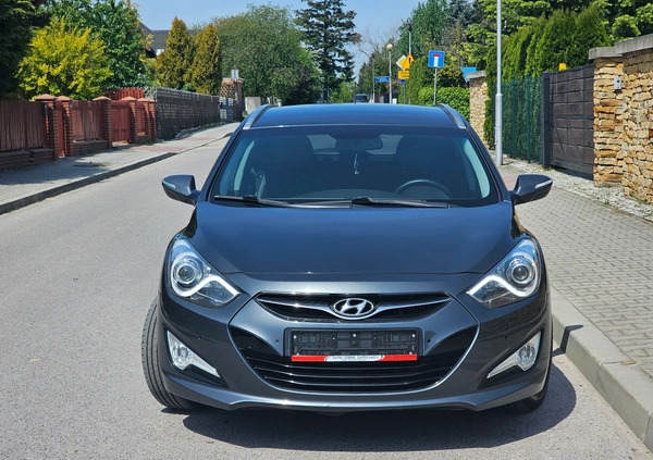 Hyundai i40 cena 34400 przebieg: 209000, rok produkcji 2012 z Barlinek małe 781